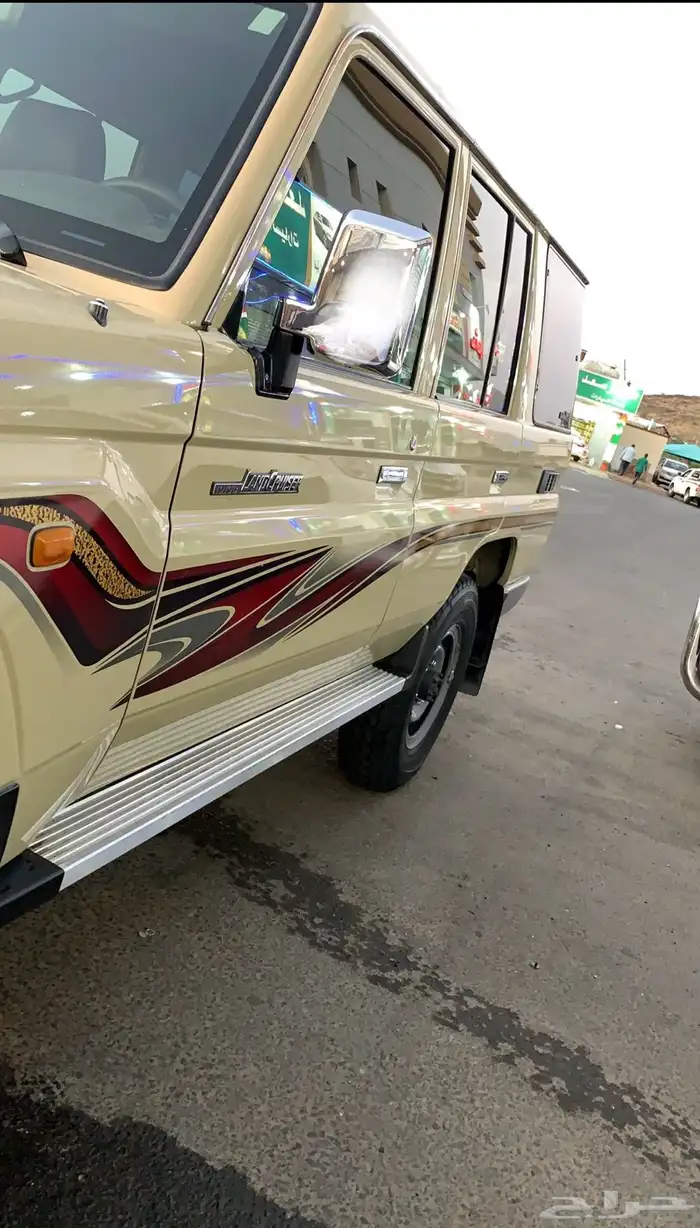 (مطلوب ) مصندق طويل من 2010 وفوق 0