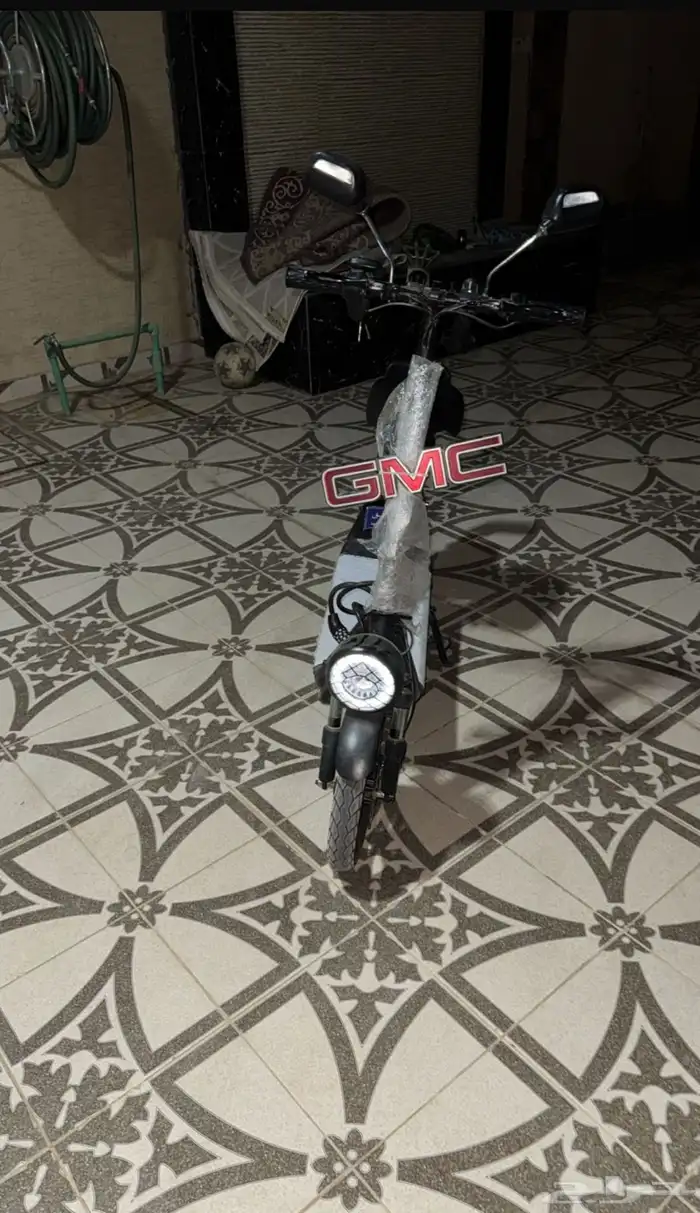 سكوتر ابو سله مقعدين مميز 1