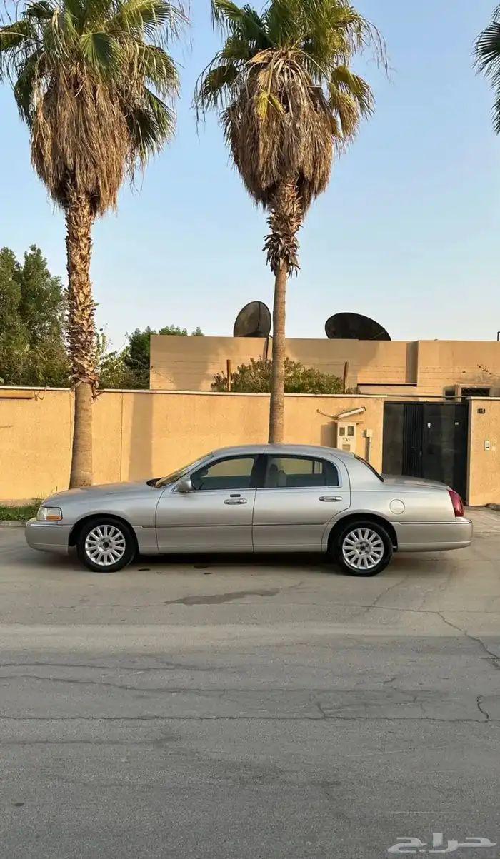 لنكولن تاون كار 5