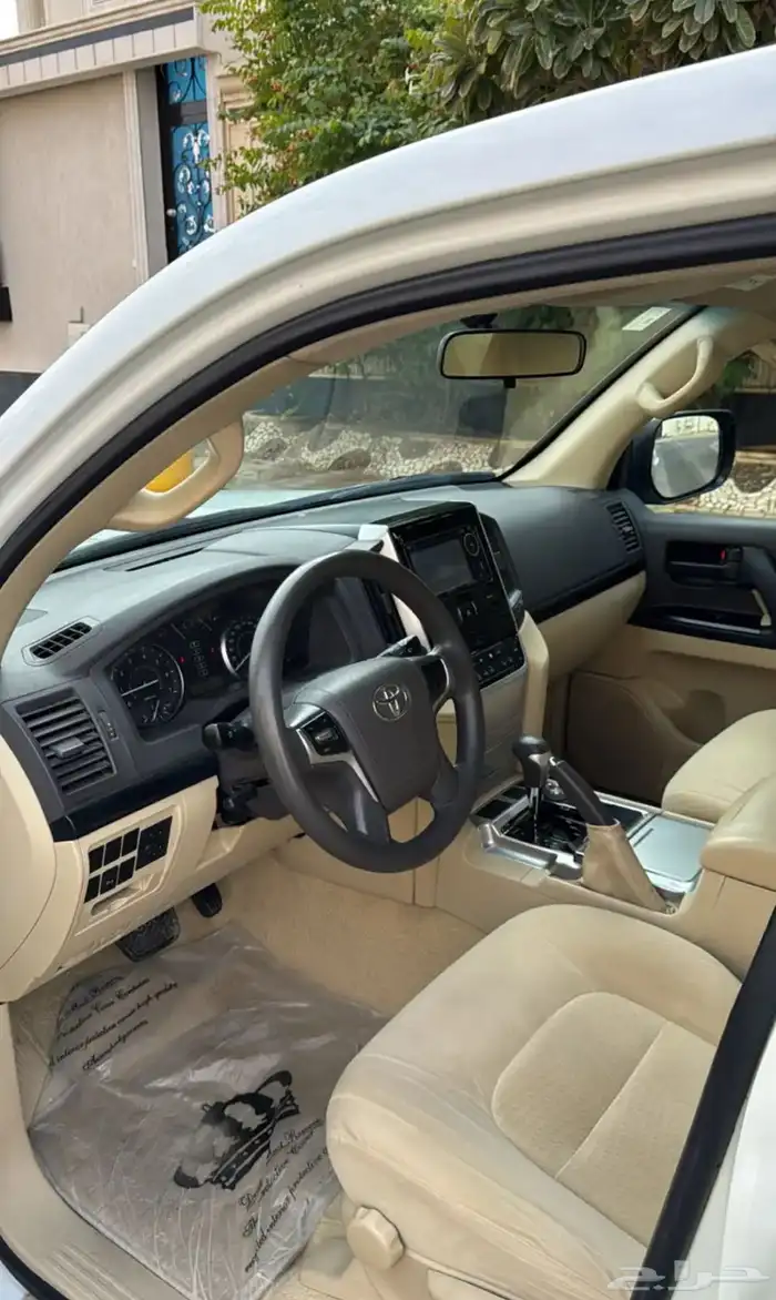 لاندكروزر 2016 10