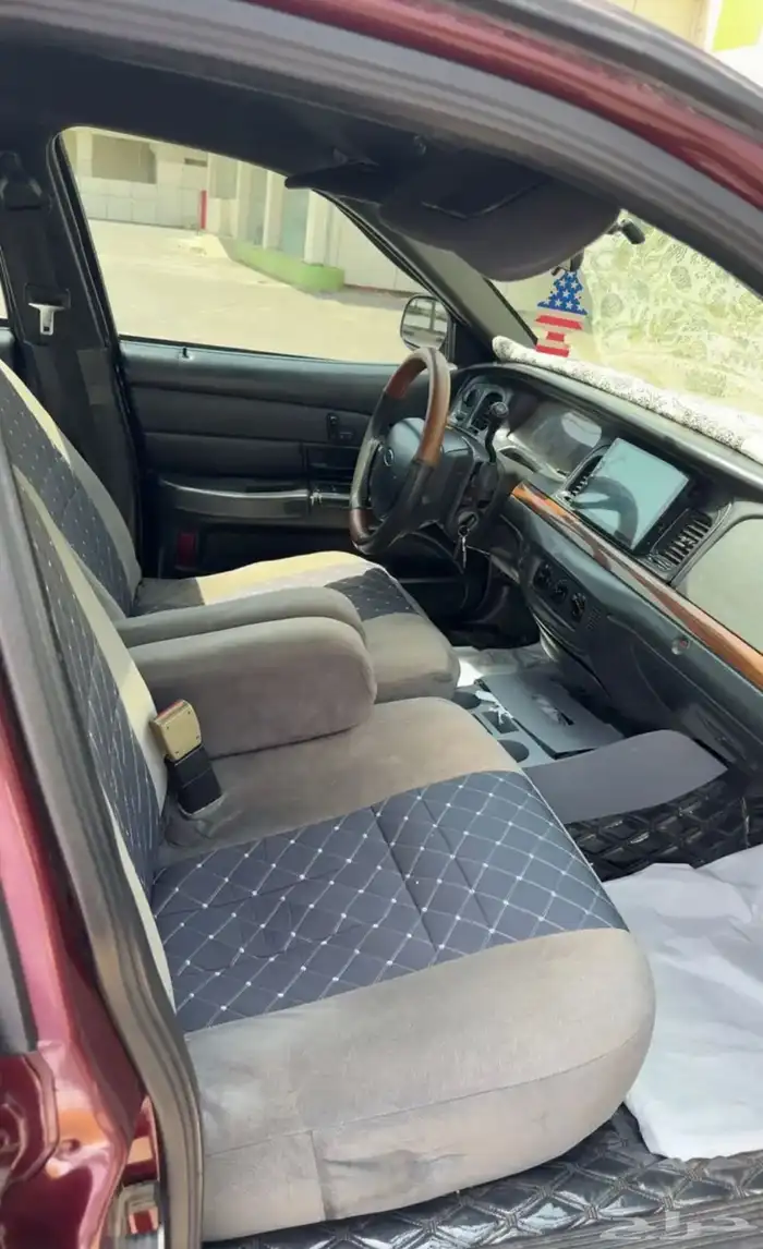 فورد فكتوريا 2008 8