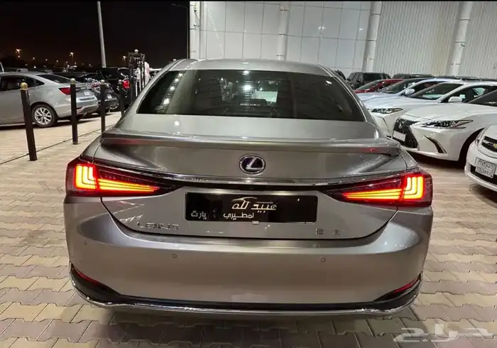 لكزس ES300 موديل 2019 هايبرد نضيف 20
