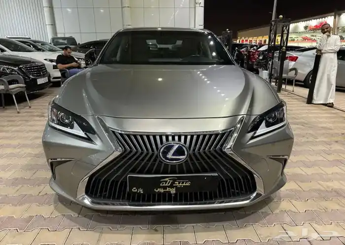 لكزس ES300 موديل 2019 هايبرد نضيف 1