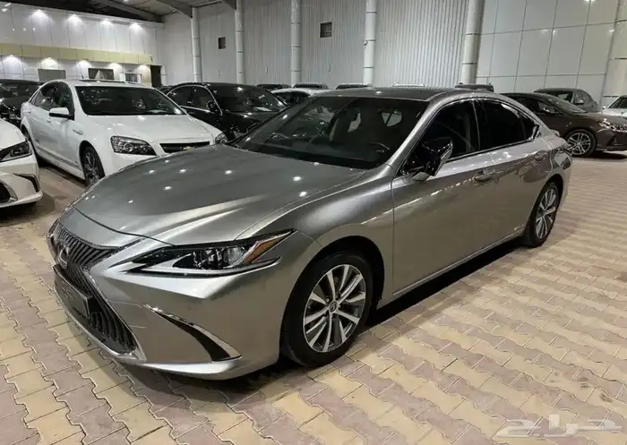 لكزس ES300 موديل 2019 هايبرد نضيف 0