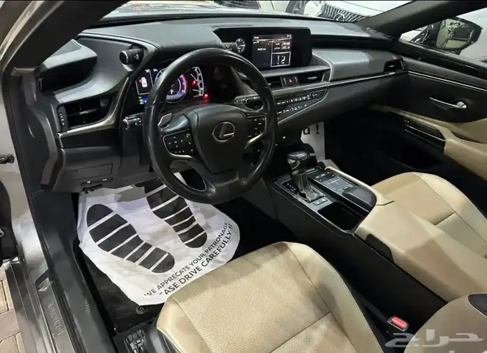 لكزس ES300 موديل 2019 هايبرد نضيف 10