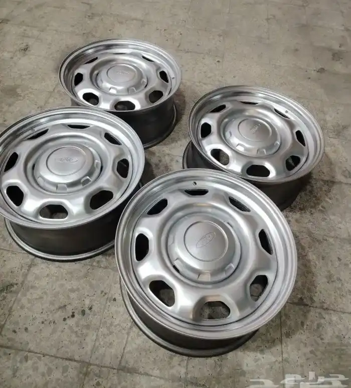 جنوط الستاندر الحديد مع كفراته اصلية F-150 2018 (السعر 1000) 0