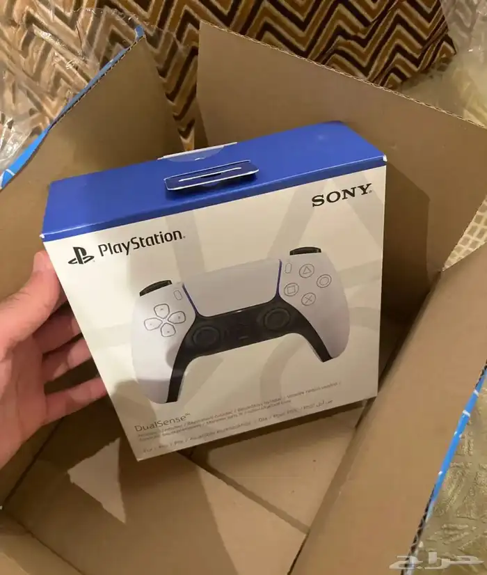 يد سوني جديدة اصليه ما انفكت 0