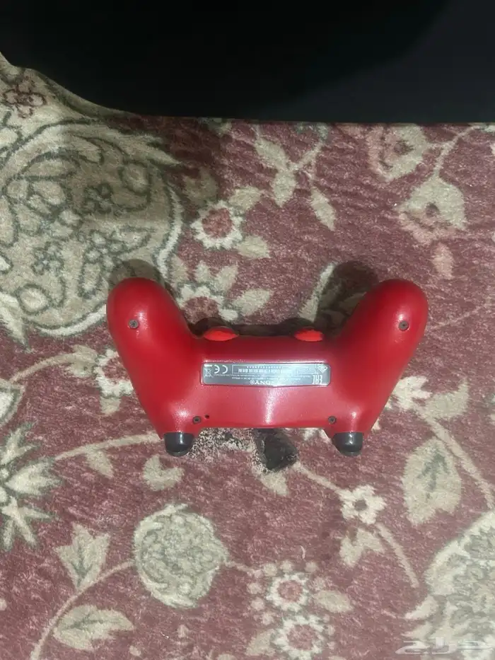 بلاستيشن أربعة شغال على الشرط مع أغراضه كاملة 7