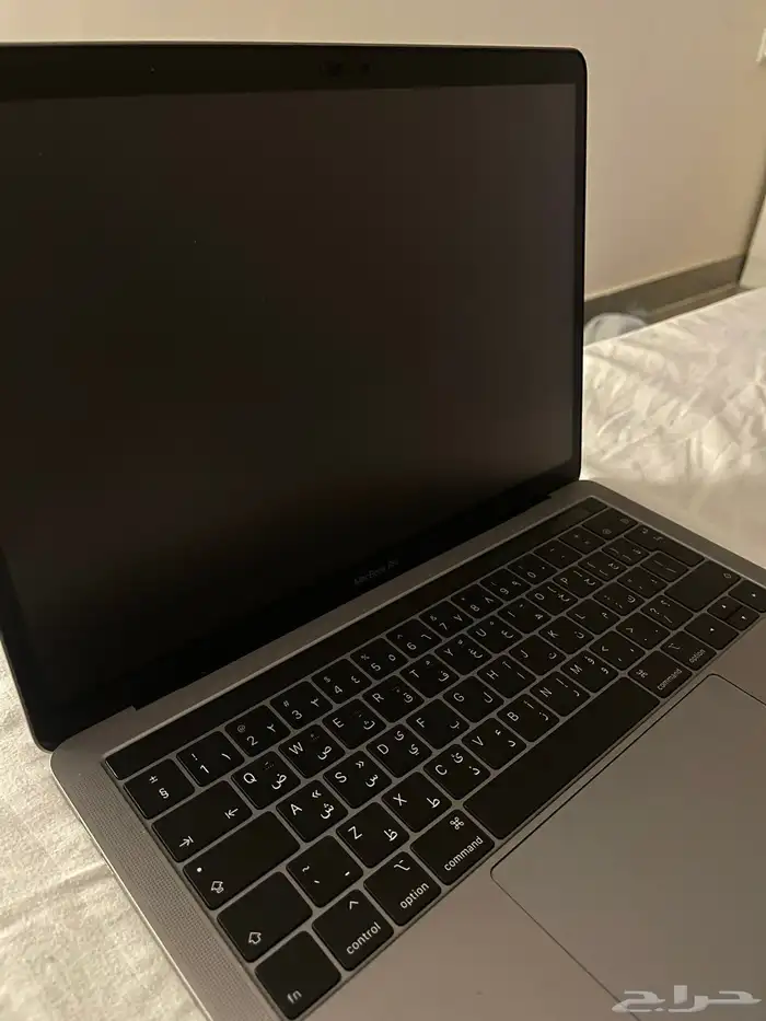 ماك بوك برو 2019 - 13 انش - نظيف 2