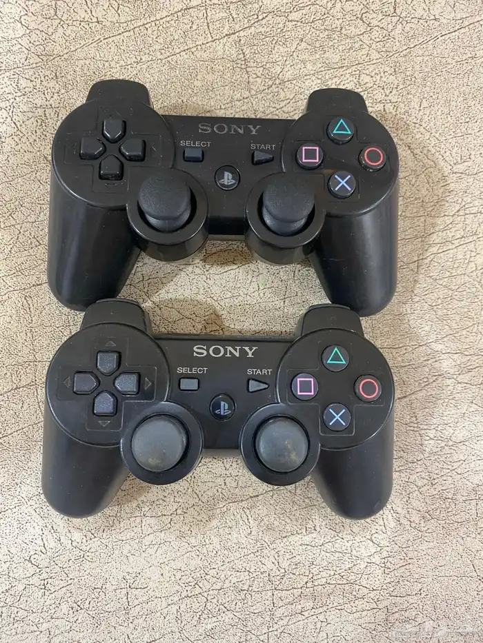 سوني3 شرط النظافه والتشغيل معها يد اصليه و4 اشرطه نادره 2