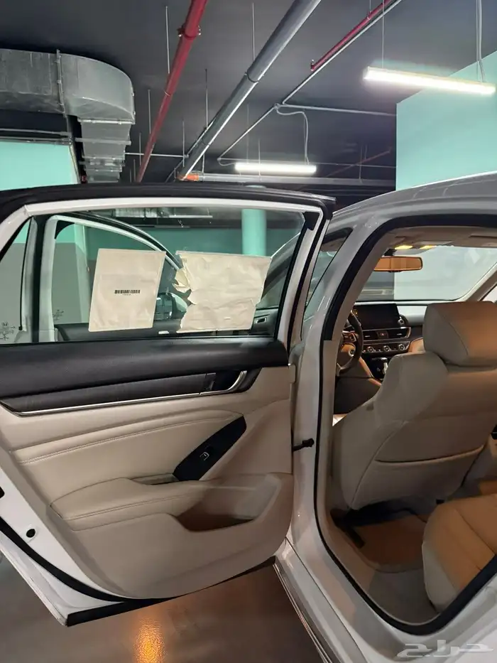 هوندا اكورد 2022 10