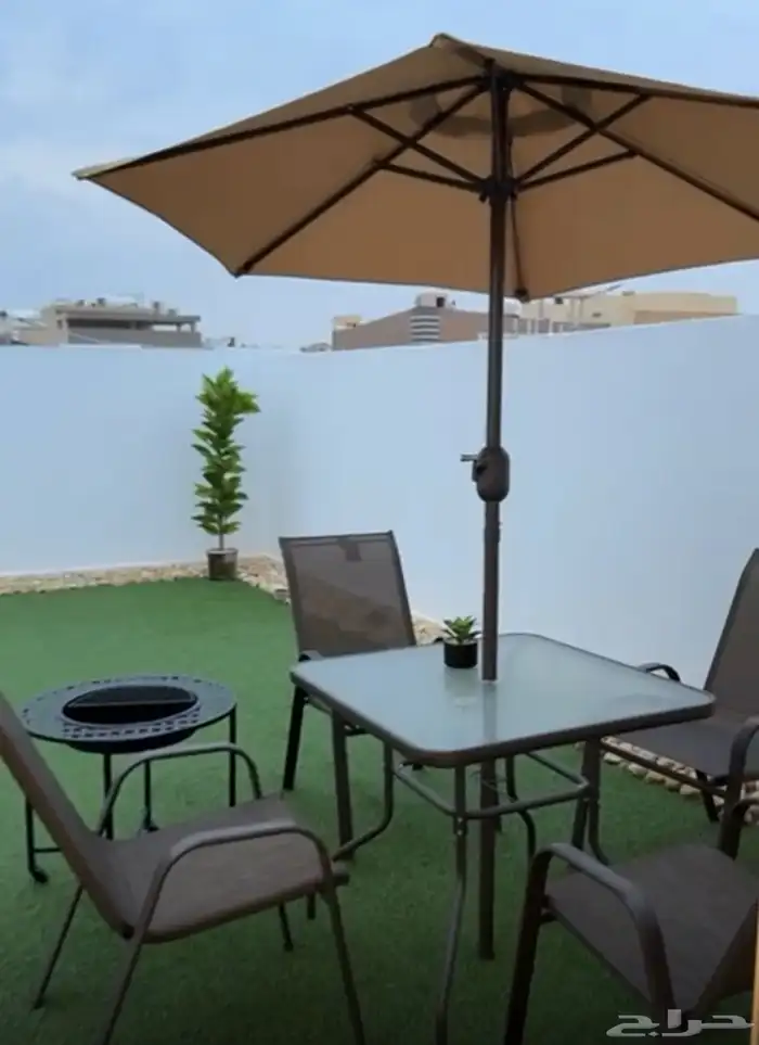 استوديو مؤثثه مع سطح خاص 4