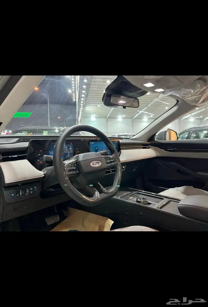 فورد تورس ترند 2026 اسود و رمادي 6