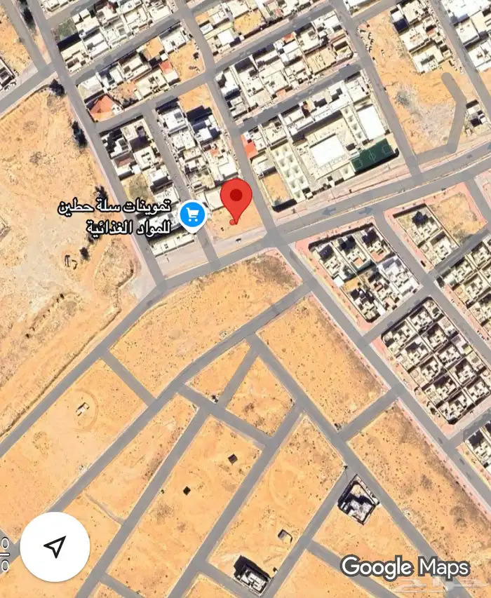 ارض تجارية بحي الشقة على ثلاث شوارع مساحة ( 828 متر ) 8