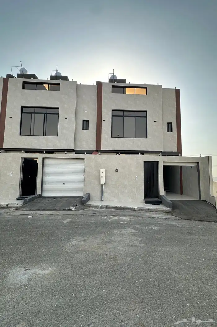 فيلا دورين و ملحق مسطحات بناء 385 بسعر شقة 0