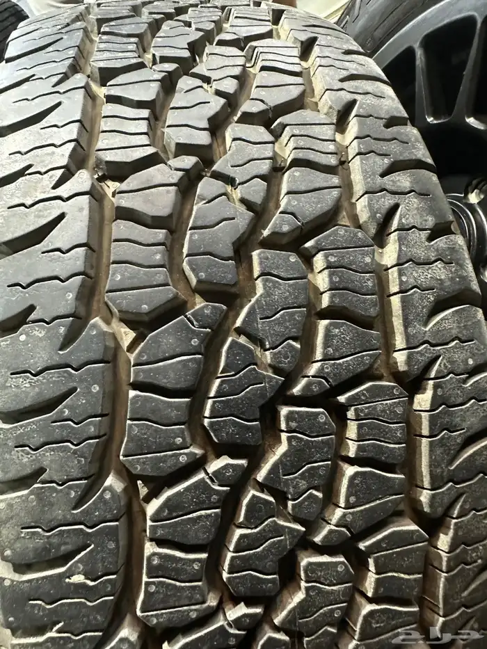 جنوط ميثود 5 مسمار اصلي مع كفرات ربع حجري امريكي مقاس 17جيب 37