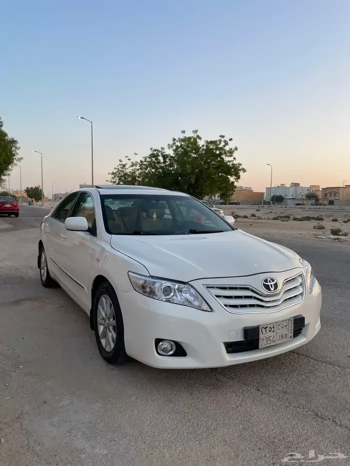 للبيع كامري 2010 فل انا مجرد معلن رقم صاحب الموتر موجود 9