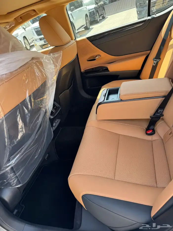 لكزس ES 250. بريمي CA. 2025 بالكاش والاقصاد 8