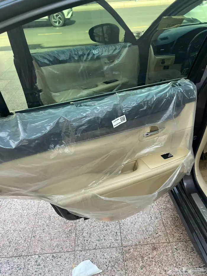 للبيع لكزس ES2015 11