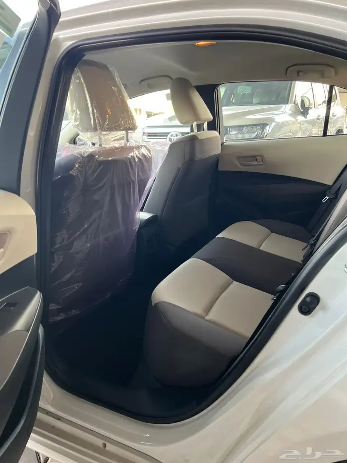 تويوتا كورولا 2025 نص فل 2.0 5