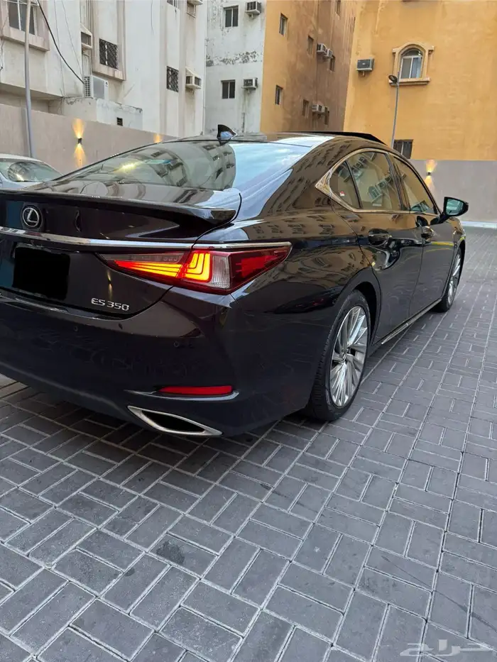 لكزس ES 2019 ثاني مالك DD ممشى قليل مضمون 0