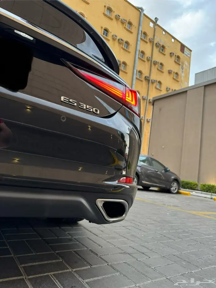 لكزس ES 2019 ثاني مالك DD ممشى قليل مضمون 20