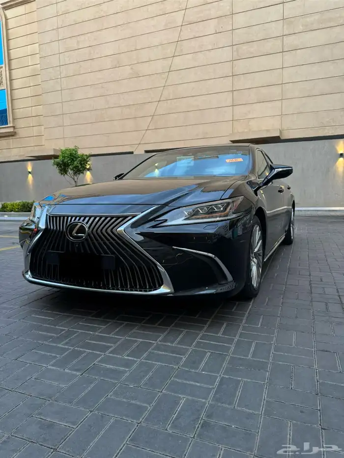 لكزس ES 2019 ثاني مالك DD ممشى قليل مضمون 69