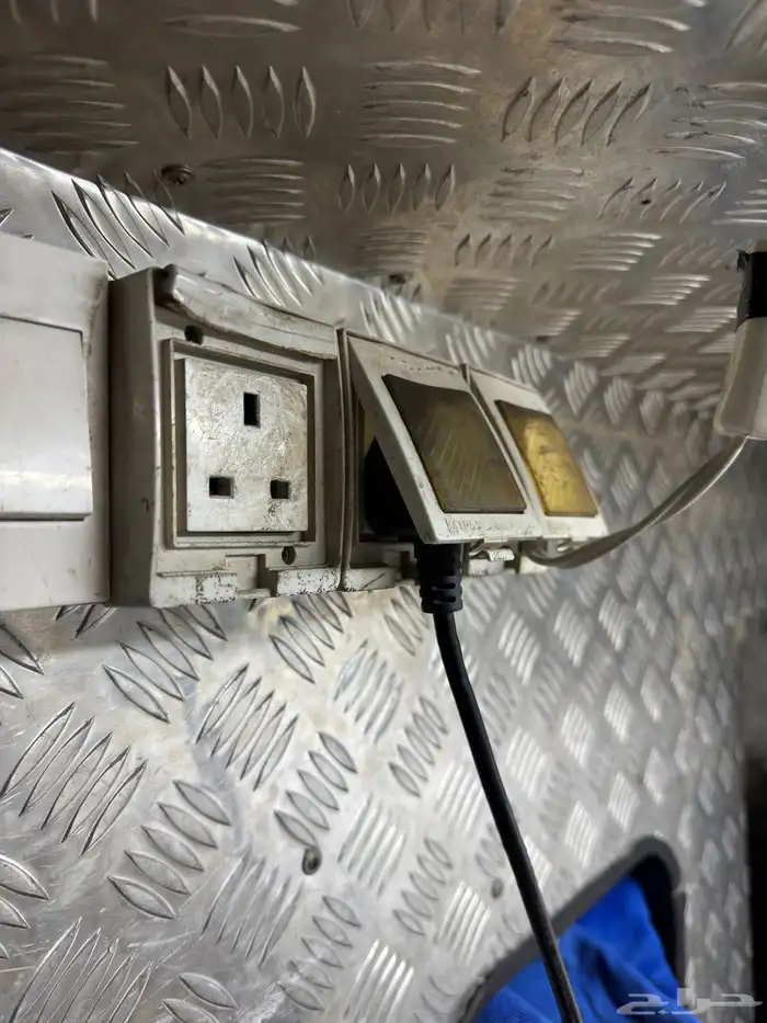 سيارت غسيل متنقل جاهزه للبيع 5