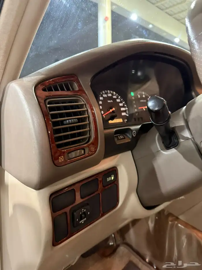 تويوتا VX-R مخززن 26