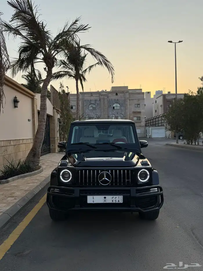 للبيع جي كلاس 63 نظيف جدا 4