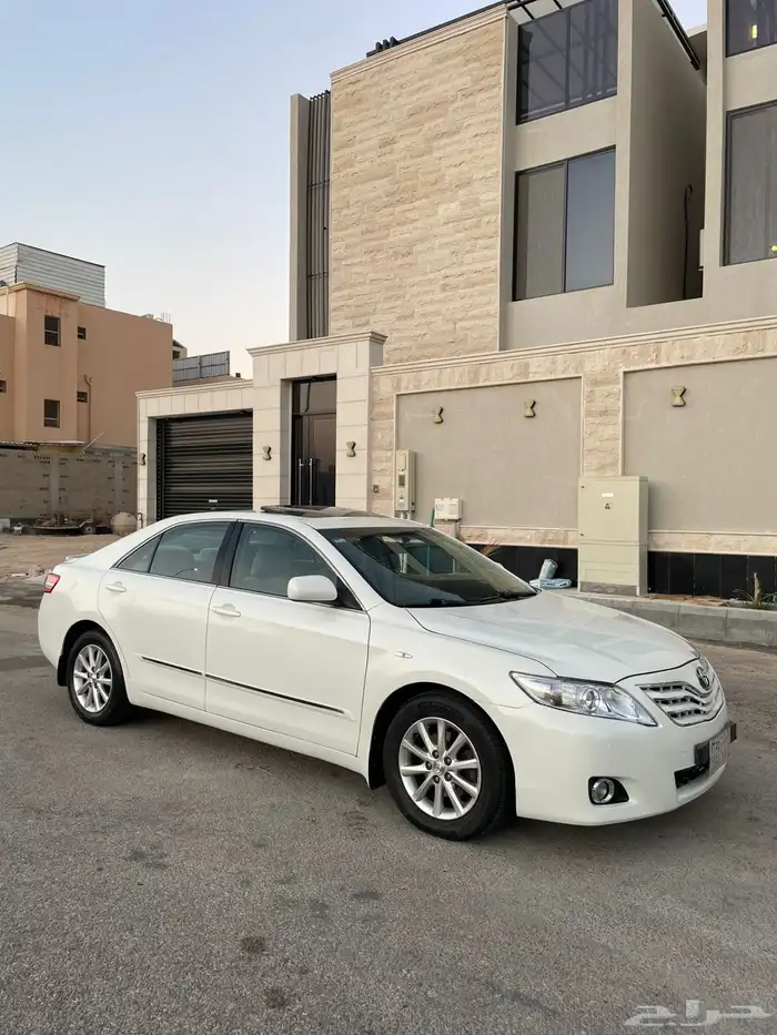 للبيع كامري 2010 فل انا مجرد معلن رقم صاحب الموتر موجود 1