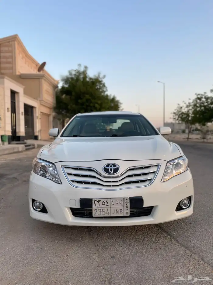 للبيع كامري 2010 فل انا مجرد معلن رقم صاحب الموتر موجود 7