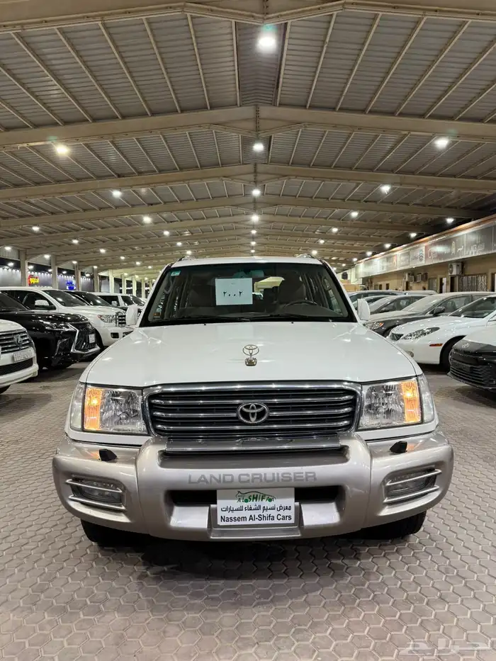 تويوتا VX-R مخززن 0