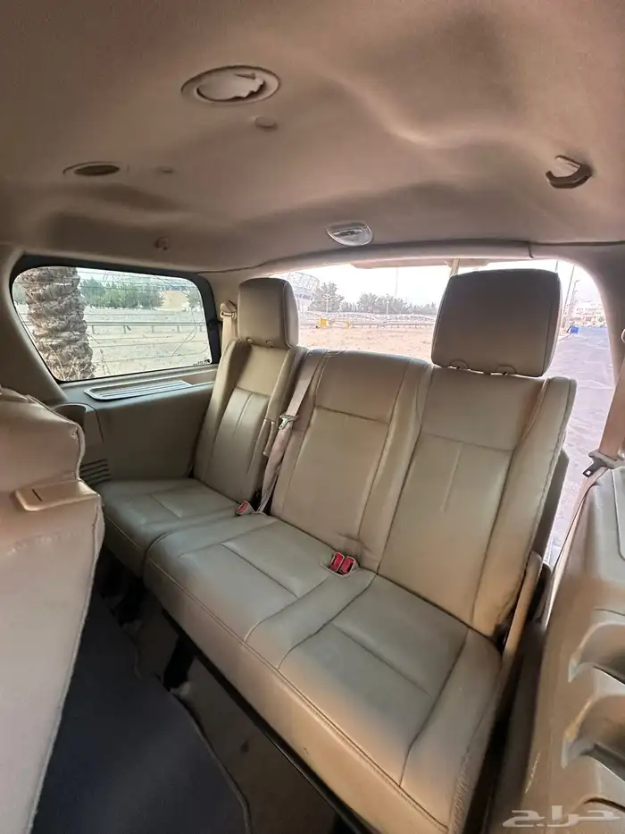 اكسبديشن فورد 2013 34