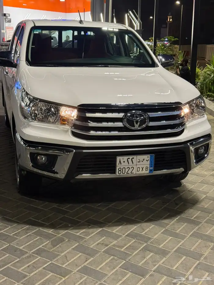 هايلوكس مخزن 2022 13