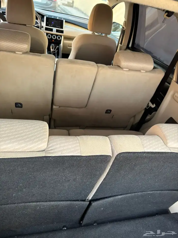 ميتسوبيشي اكسباندر للبيع 3