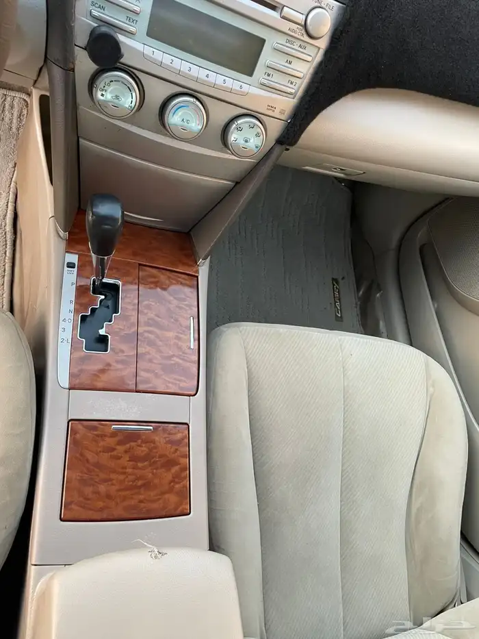 للبيع كامري 2010 فل انا مجرد معلن رقم صاحب الموتر موجود 21