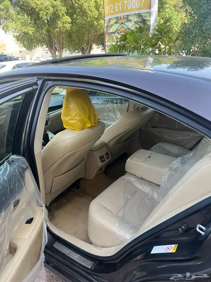 للبيع لكزس ES2015 9