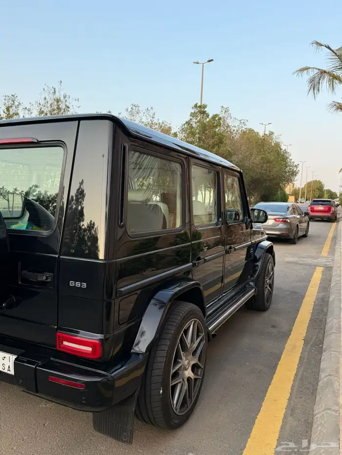 للبيع جي كلاس 63 نظيف جدا 6