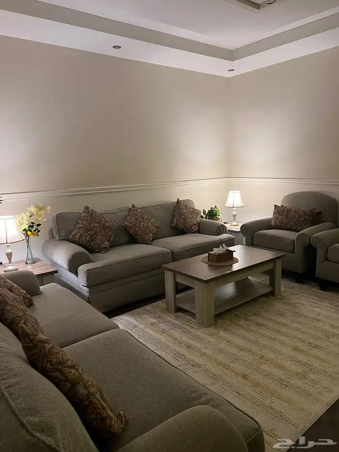 شقة فاخرة مؤثثة للإيجار بحي الصفا 1