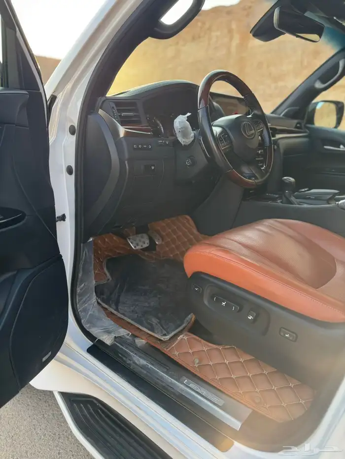 جيب لكزس 2020 8