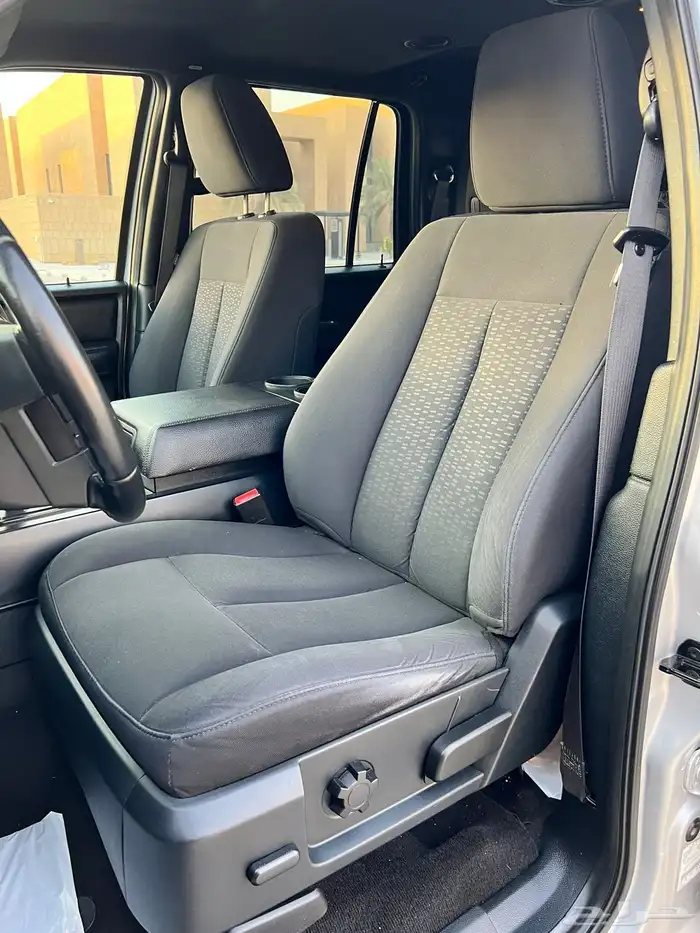 فورد اكسبيديشن 2016 دبل ( مخزن ) 12