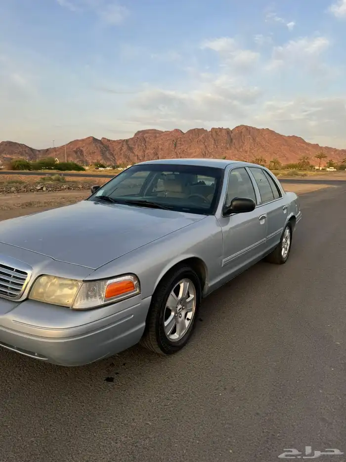 فورد فكتوريا 2012 2