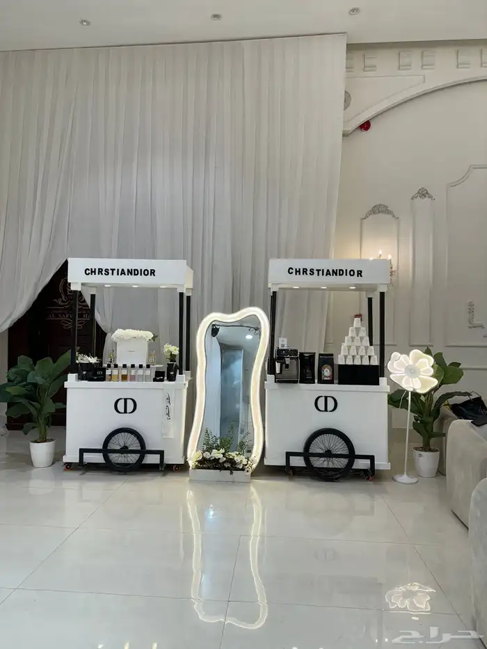 كورنر عطور   كورنر كوفي   شاشه استقبال 2300 4