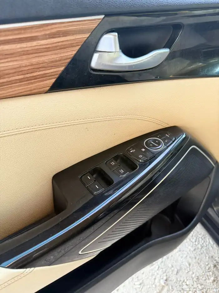 كيا كادينزا استاندر 12