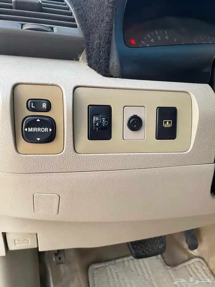 للبيع كامري 2010 فل انا مجرد معلن رقم صاحب الموتر موجود 30