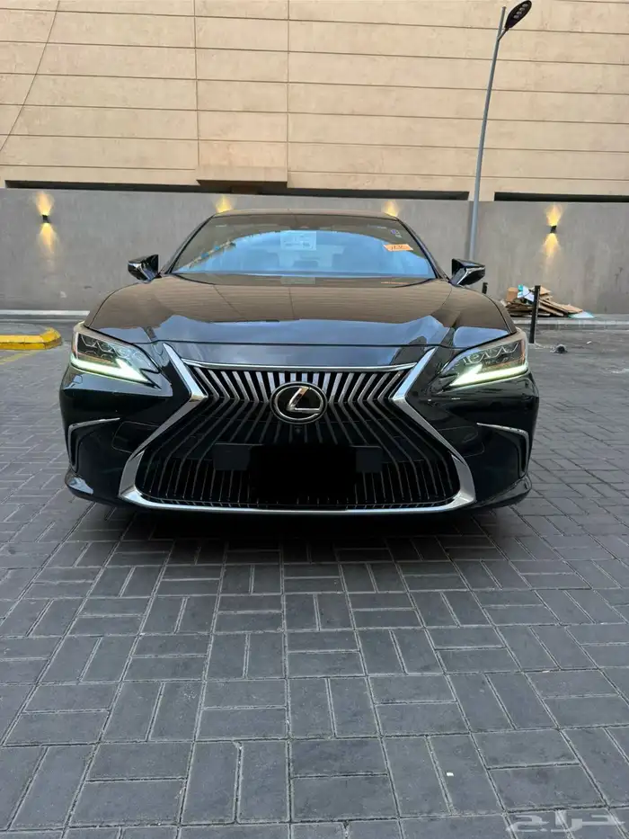 لكزس ES 2019 ثاني مالك DD ممشى قليل مضمون 21