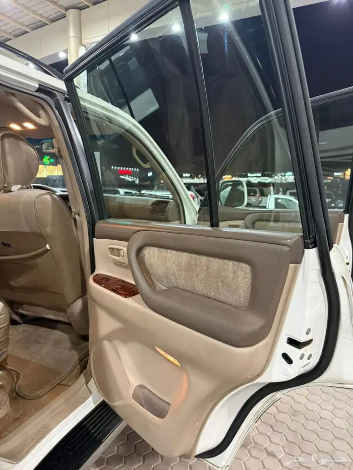 تويوتا VX-R مخززن 62