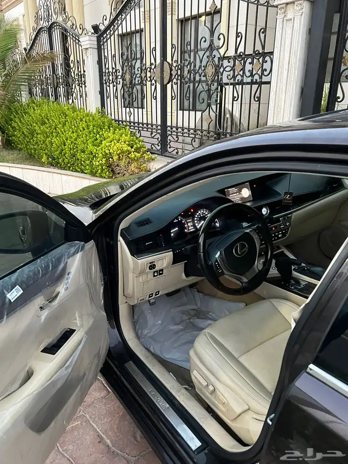 للبيع لكزس ES2015 7