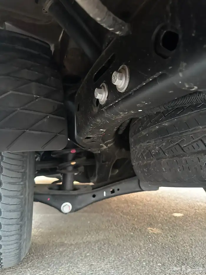 اكسبديشن فورد 2013 32